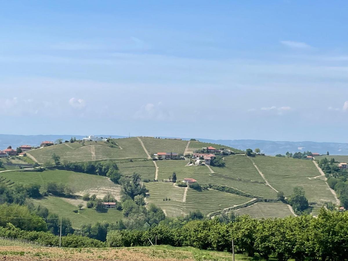 Agriturismo Finestre Di Langa Trezzo Tinella Экстерьер фото